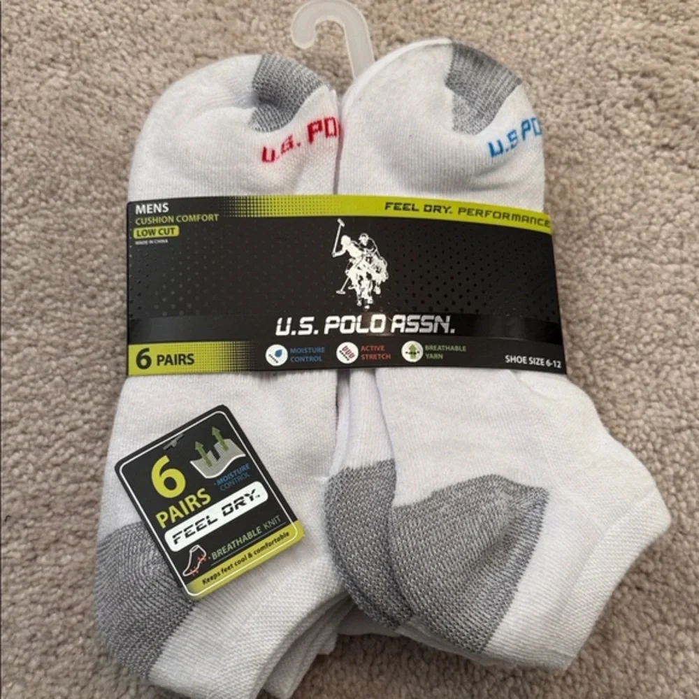 US Polo six pair field dry, breathable knit socks NWT 6-12 white